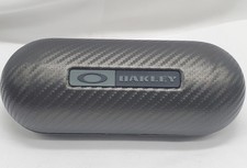 AUTHENTIC Oakley LARGE CARBON FIBER Vault Clam Shell Sunglass Case Hardshell 7"