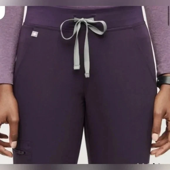 Figs Purple Scrub Set Limited Edition - Image 2 of 4