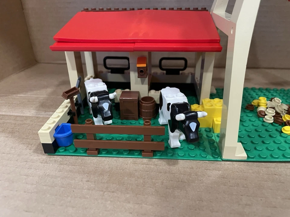 Retired Lego Set 7637 Farm 100% Complete With Mini figures - Image 3 of 4