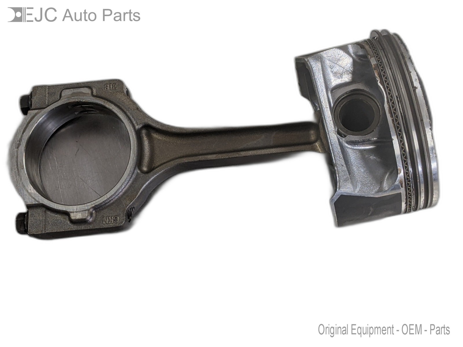 Piston and Connecting Rod Standard For 12-15 Kia Optima  2.4 235102G552