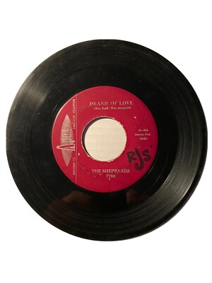 ISLAND OF LOVE b/w NEVER FELT THIS WAY BEFORE ~THE SHEPPARDS~2 SIDED DOOWOP HIT