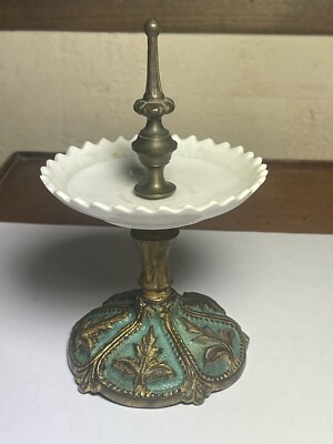 Ring auf Fußdusche 19. Jh. aus Bronze und Porzellan Louis XVI-Stil