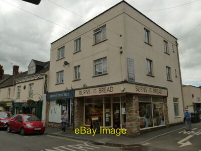 Photo 6x4 Burns the Bread, Queen Street, Wells A memorable name for a bak c2021