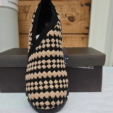 Bernie mev. Sz. EU 39 US8 Black And Blush Woven Footwear New In Box Sz.8