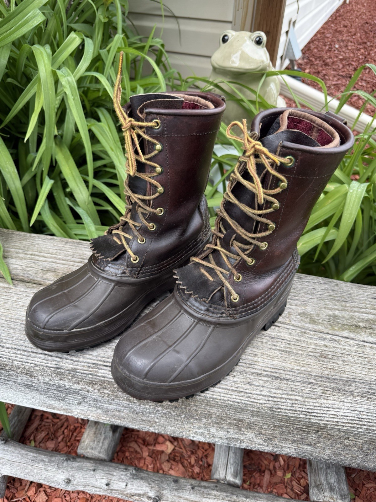 Schnee's 10” Pack Boots Men's Size 7 Women's Size 9 Leather ~ Wool Thinsulate image 3