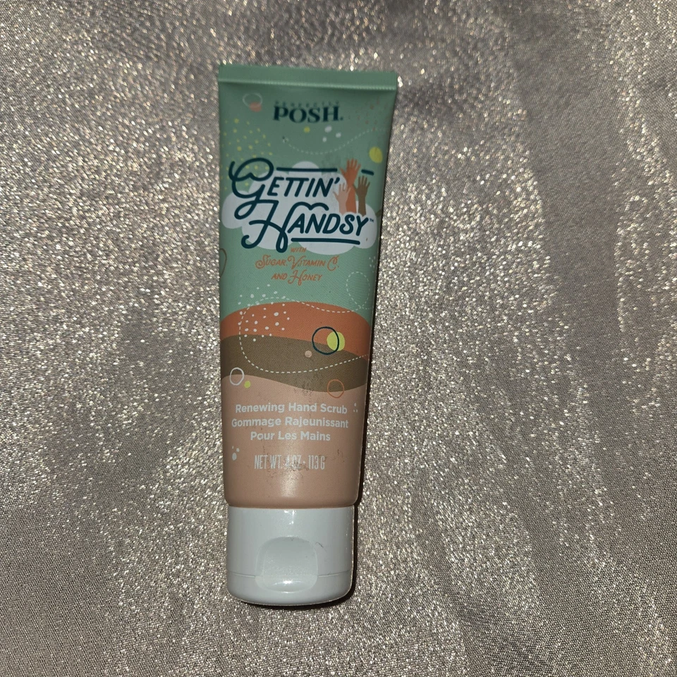 Perfectly Posh Gettin Handsy Renewing Scrub & Toes Before Bros Foot Wrap Mask - Image 2 of 3