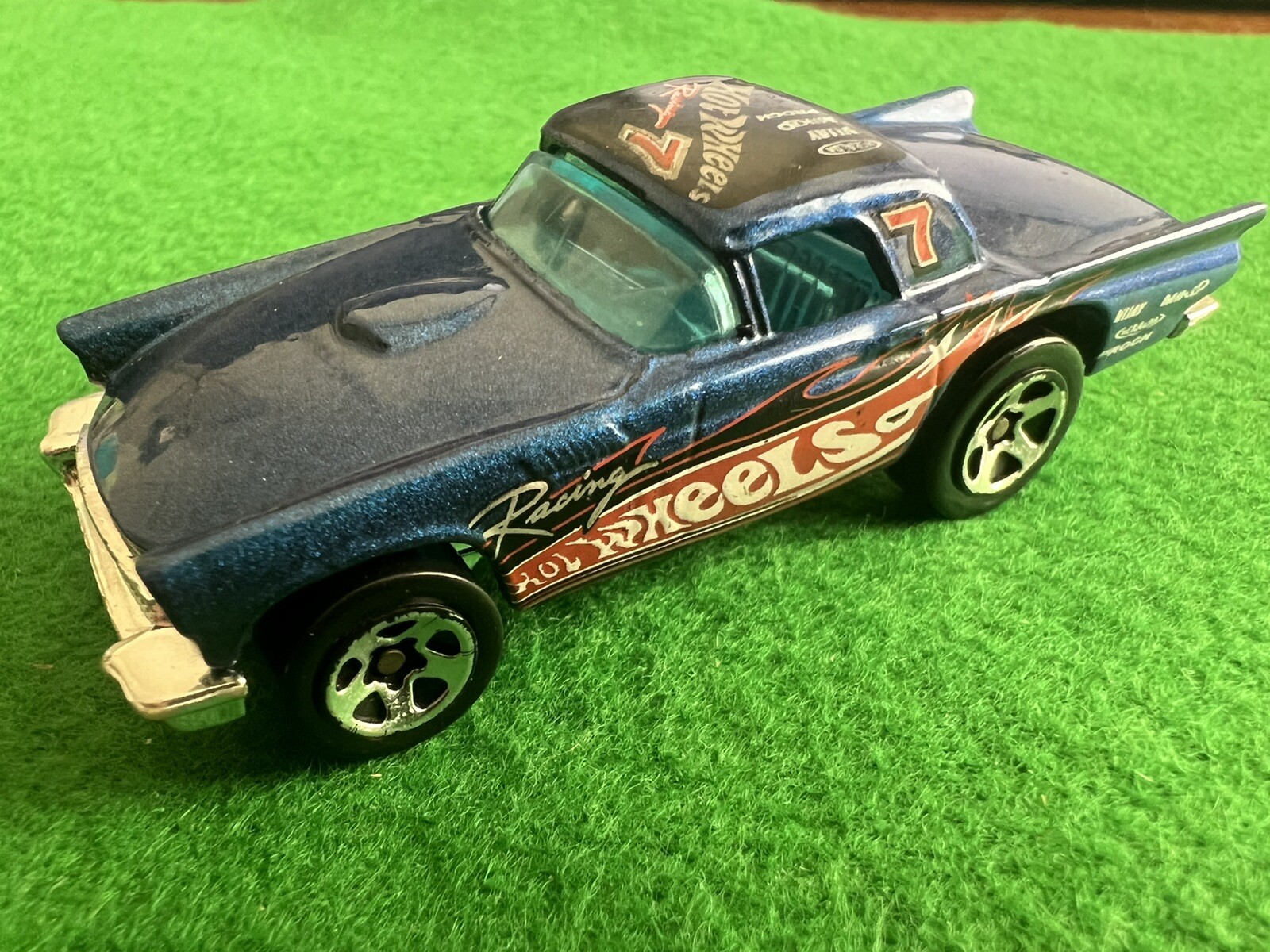 Hot Wheels '57 TBird Blue Hot Wheels Race Team 7 2002 Mainline