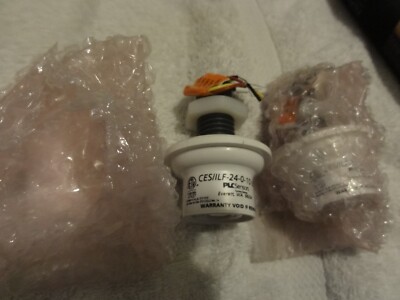 PLC Sensors CES/ILF-24-0-10 60fc Lot of 2 BRAND NEW