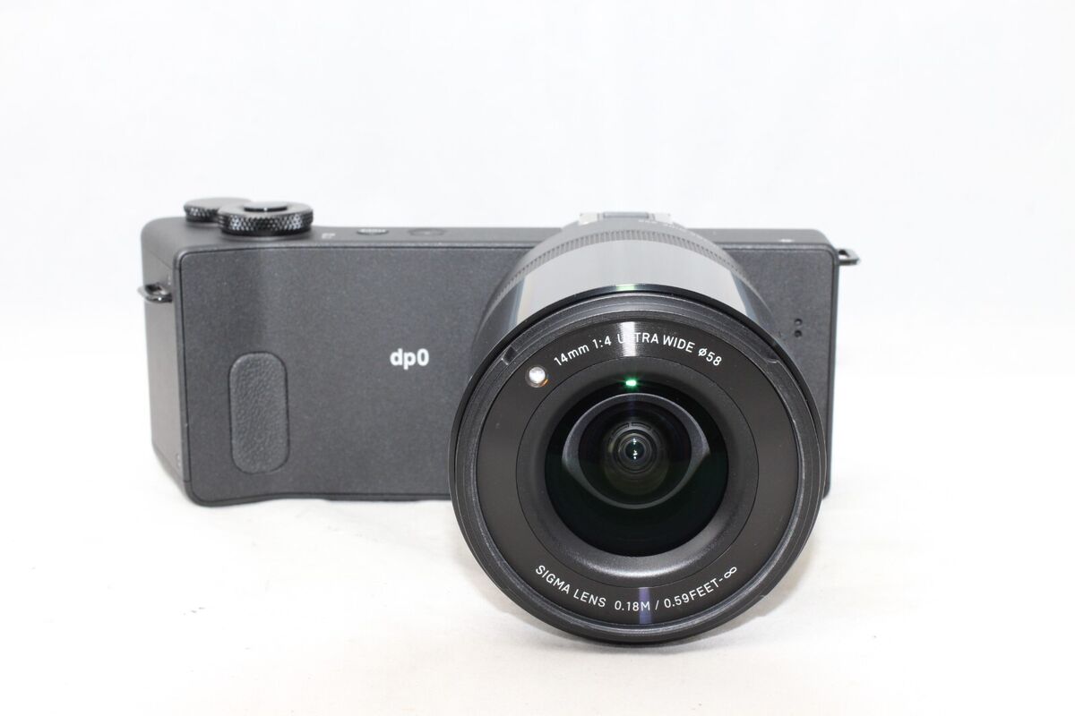 MINT 】Sigma DP0 Quattro Compact Digital Camera #9994 MINT 】Sigma DP0 Quattro Compact Digital Camera #9994