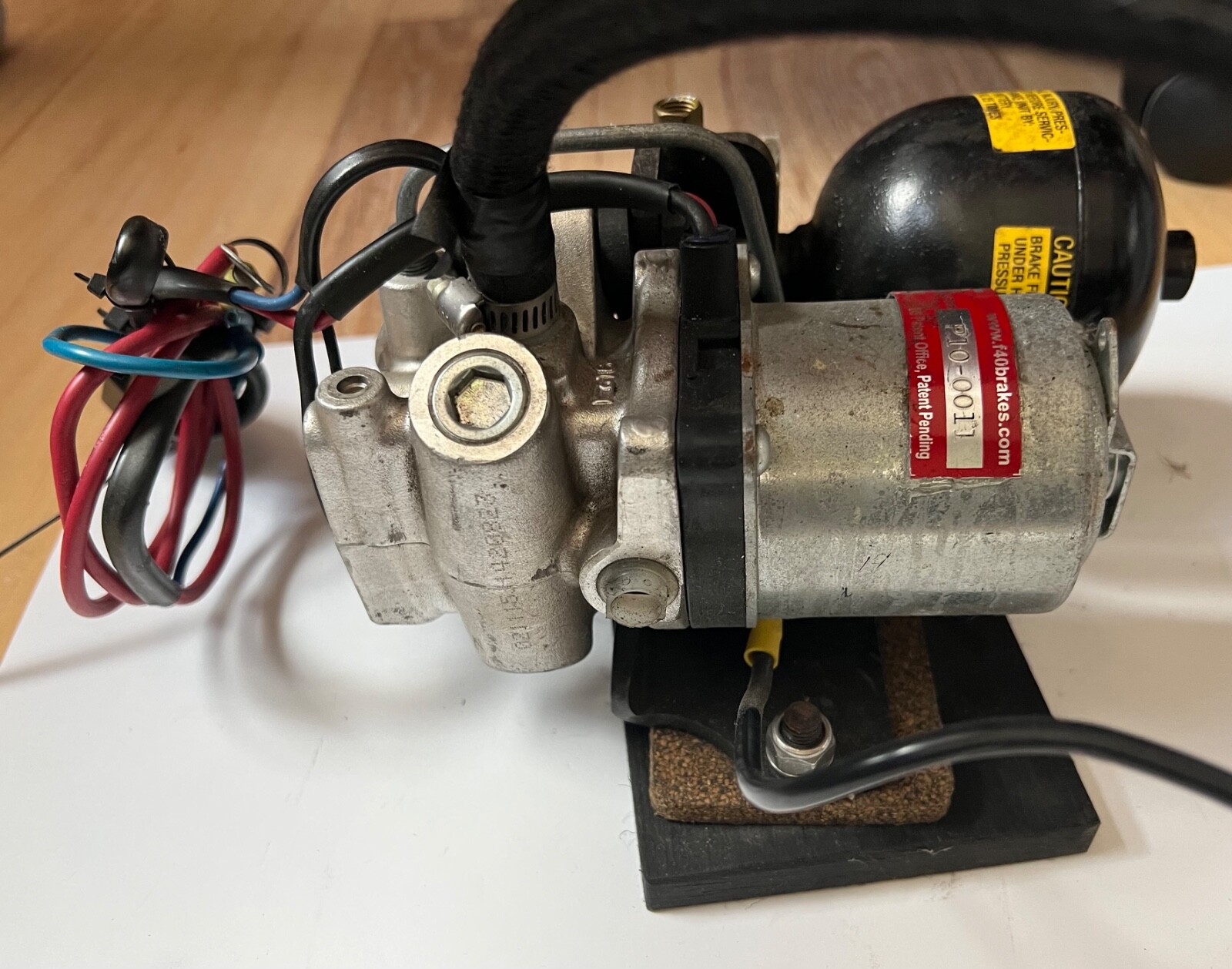 Ferrari ABS Brake Regulator Control Solenoid Pump F40 assembly hydraulic mounted
