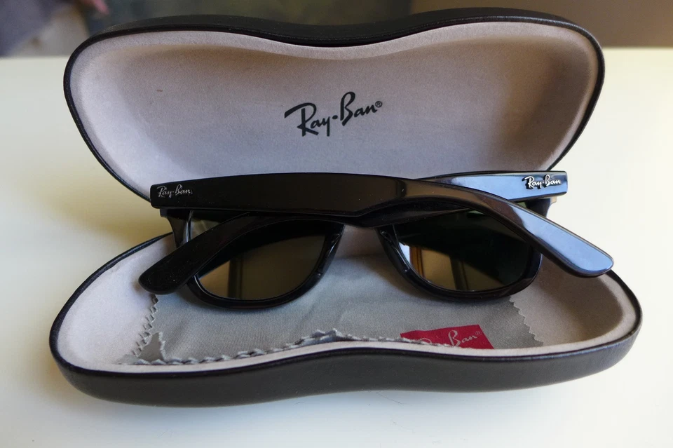 Ray-Ban Wayfarer Ease RB4340 50-22 150mm Occhiali da Sole Squadrati Montatura..., foto 2 di 5