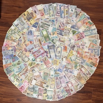 HUGE lot of World Banknotes! 200 different notes from 63 different countries UNC