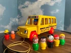 Vintage Fisher Price Little People School Bus #192. Dog. 6 People. Beautiful.