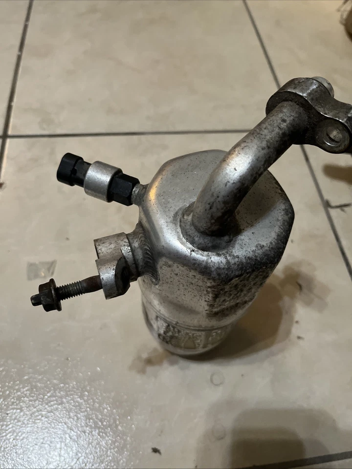 Acumulador A/C 15136598 - 2005 Chevy Silverado 2500HD - Imagem 4 de 4