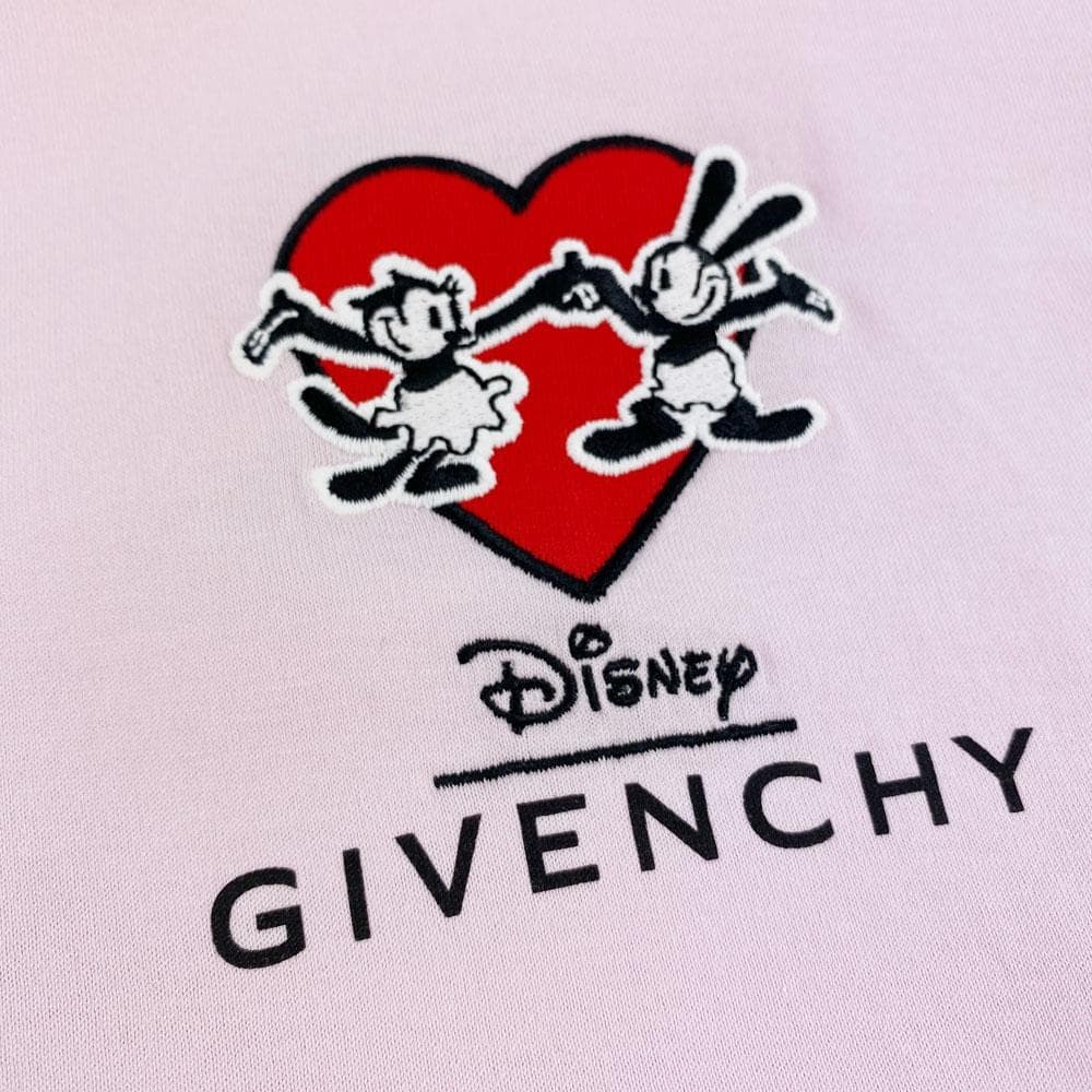 USED EXTREMELY RARE, MINT CONDITION GIVENCHY DISN… - image 5