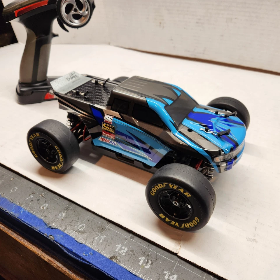 Dromida 1/18 DT 4.18 Brushless RC Car RTR Custom 4x4 with upgrades - Image 2 of 4