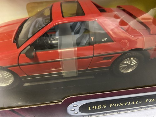 Diecast Delights: A Pontiac Fiero GT in 1:18 scale
