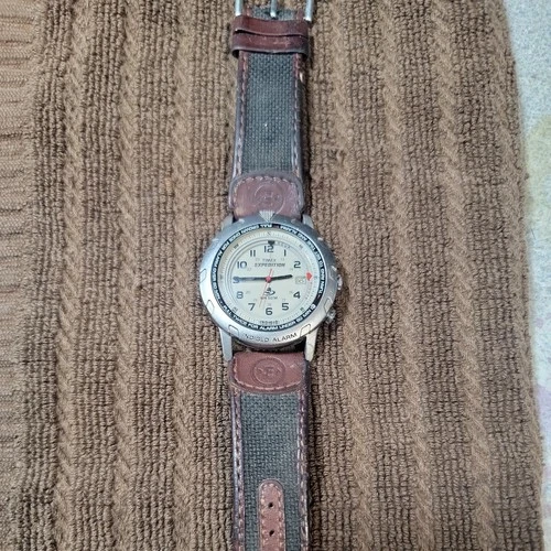 VTG Timex Shenmue Expedition Ryo Watch All Original White Variant Indiglo JB12