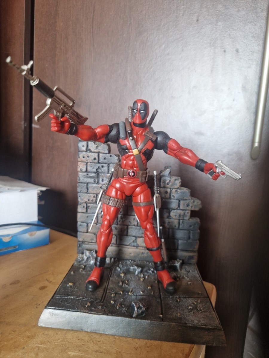 DEADPOOL Diamond Select Marvel Figure 7 Inch 2011 Special