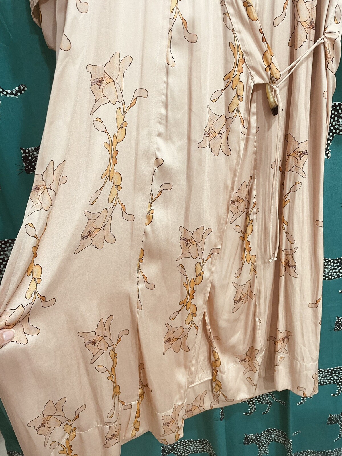 Cali Dreaming Blush Pink Kimono Dress Satin Robe w/… Gem