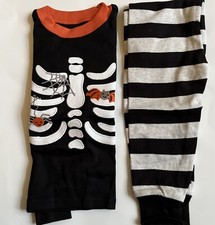 NWT GYMBOREE Children  s Skeleton Halloween Pajama Set 12-18 M Black
