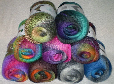 (69,00€/kg) 100 gr RELLANA Sockenwolle 4-fach / 4-fädig KOLIBRI mit Farbverlauf