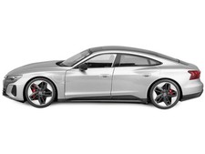 2022 Audi RS e-tron GT Silver Metallic Sunroof 1/18 Bburago Diecast Model Car