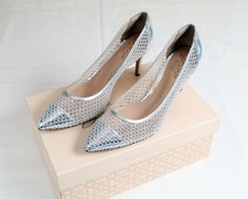 Badgley Mischka Women's Size 8 Silver Glitter Shoes