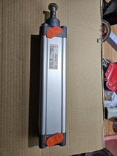 ISO 15552 TypeACylinder 121A500180CP Pneumatic Cylinder Metal Work 