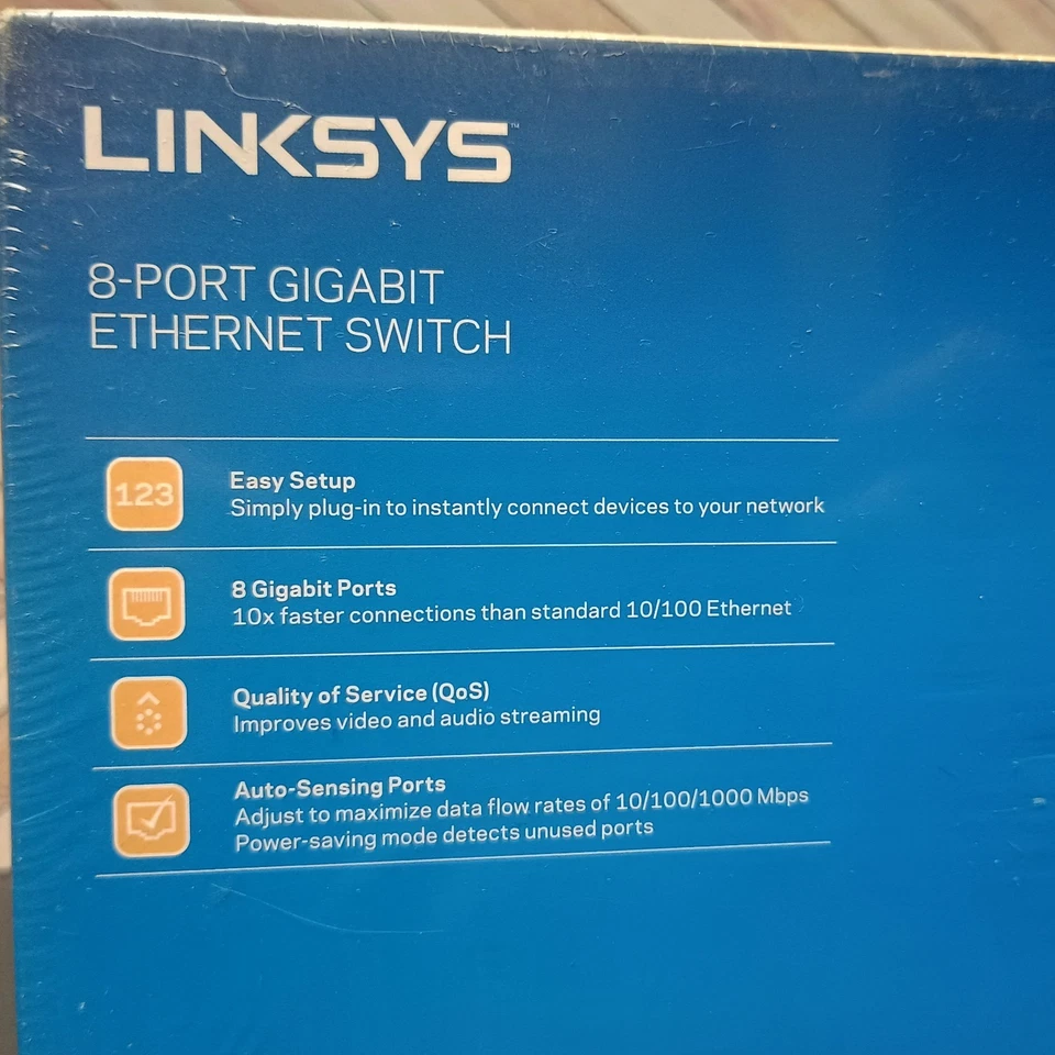 Linksys LGS308 8 Port Smart Gigabit Ethernet Switch NEW open box - Image 4 of 4