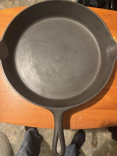 #12 Griswold Cast Iron Skillet Large Block With Heat Ring