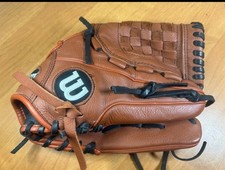 WILSON 12" Youth A550 Series Baseball Glove Right Hand throw - Perfect Condition