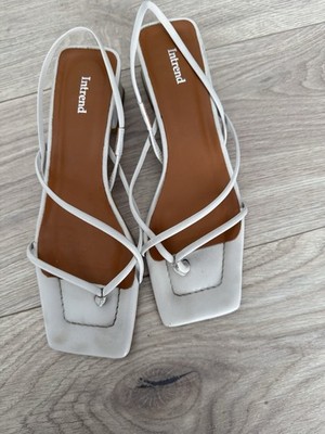 Intrend Max Mara Sandalen Zehtrener Gr. 38