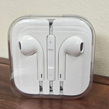 Apple Earpods Wired Jack w/ Microphone Sealed
