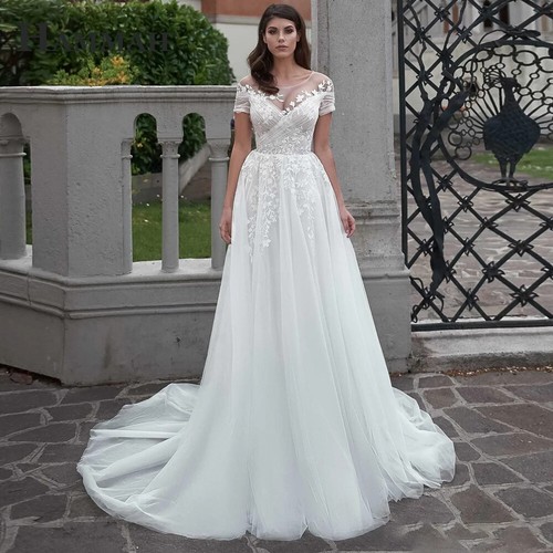 Modern O Neck Tulle Wedding Dresses Appliques Short Sleeve Pleated Bridal Gowns