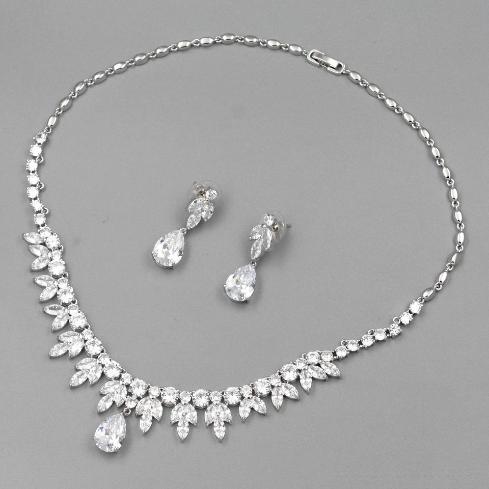 Conjunto de Joyas Mujer Circonita Cúbica Collar Pendientes Chapado en Oro Blanco Boda 208 Foto 2 de 4