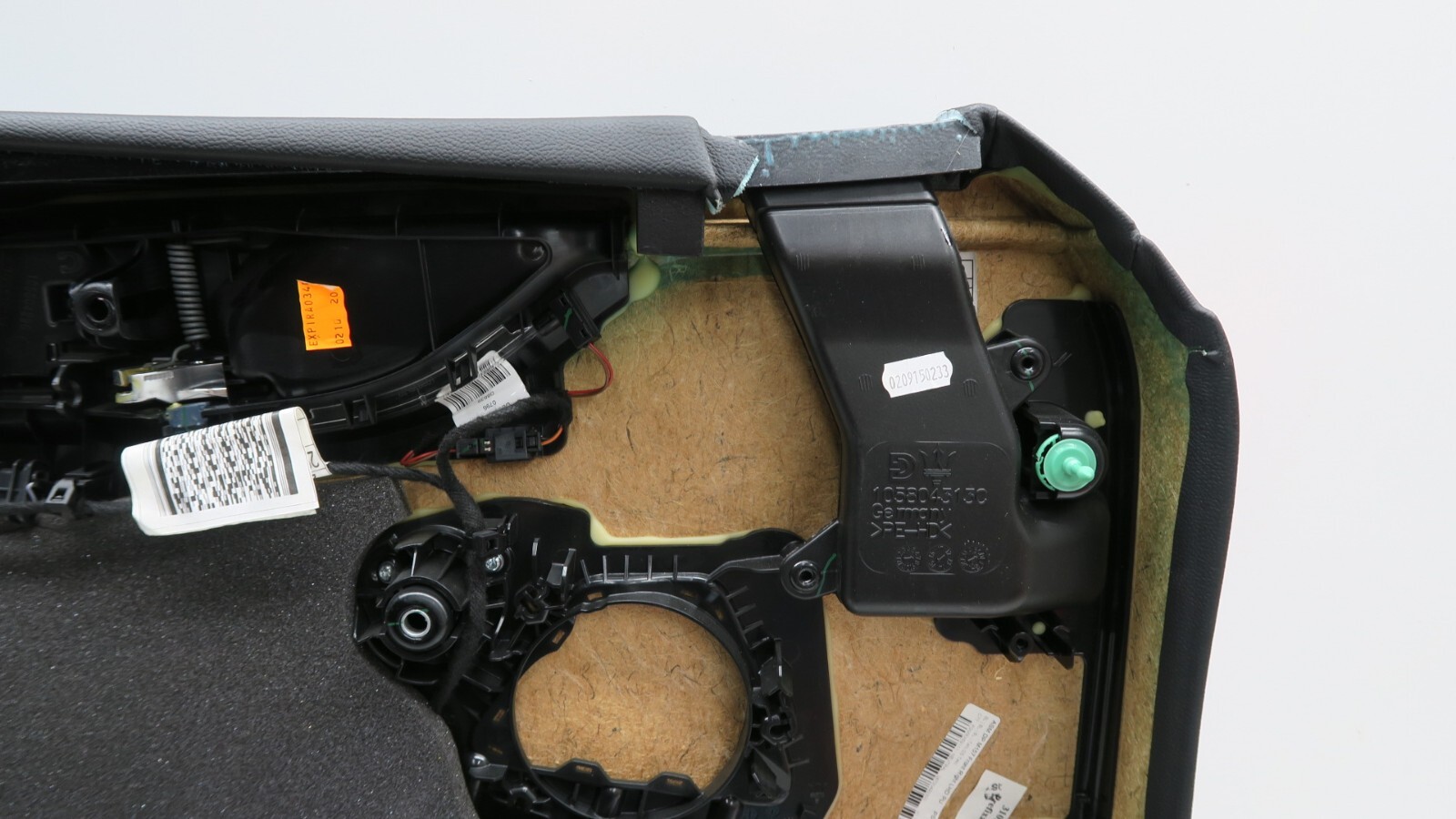 2014-2019 Maserati Ghibli OEM Right Front Interior Door Panel Assembly