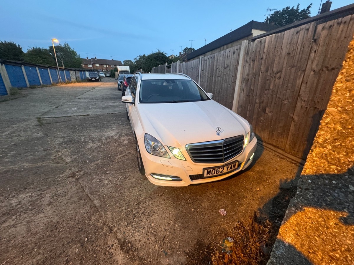 Mercedes-Benz E Class E300 BlueTEC Hybrid AMG Line 5dr 7G-Tronic ESTATE Die