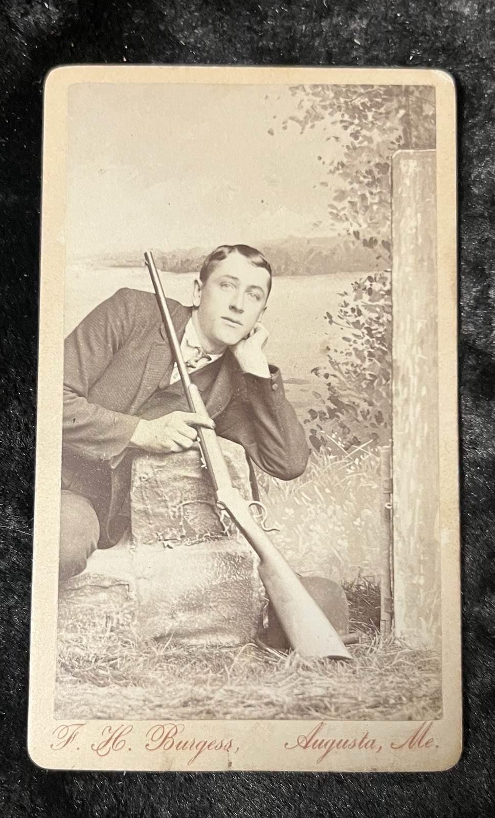 CDV PHOTO MAN POSING WITH STEVENS CRACKSHOT RIFLE AUGUSTA ME. | eBay