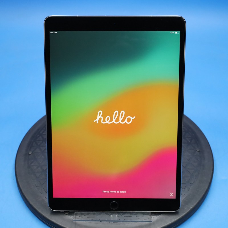 Apple iPad Pro 10.5 - 64GB Unlocked Space Gray