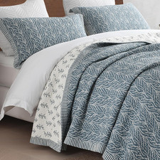 Chic Botanical King Quilt Set, 100 Cotton, Lightweight Bedspread, 3 Pieces