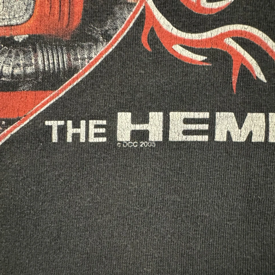 Camiseta Dodge HEMI Heart Flames 2005 vintage XL negra Murina EE. UU. Mopar Foto 4 de 4