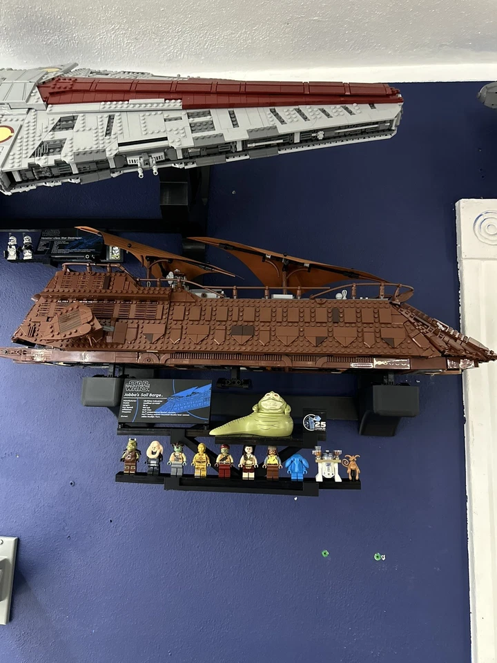 Lego Star Wars UCS Jabba’s Sail Barge montaje en pared Foto 4 de 4