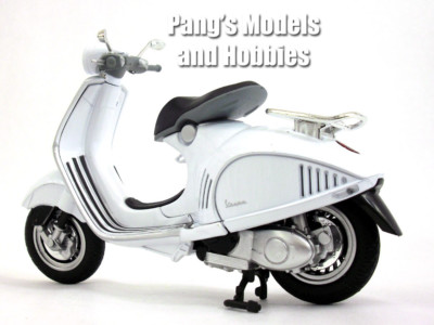 Vespa 946 1/12 Scale Die-cast Metal Model by NewRay - White | eBay
