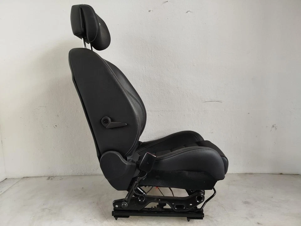 Renault Megane 3 III Grandtour Sitz vorn links Fahrersitz Kunstleder GT Logo - Bild 2 von 4