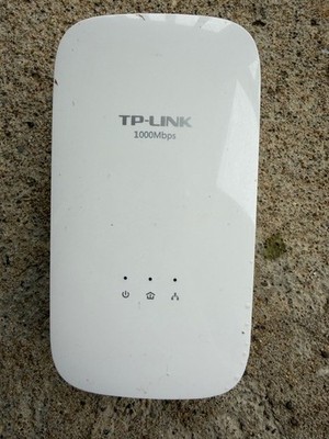 TP-Link Powerline TL-PA7020 Gigabit Ethernet Ports NEW