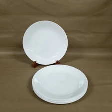 Set of 8 Corelle by Corning Ware 'Winter Frost' White 10" Dinner Plates