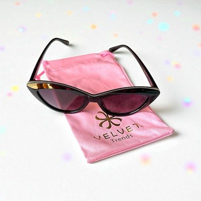 VELVET EYEWEAR The Lily Cat Eye Sunglasses in black w/microfiber pouch