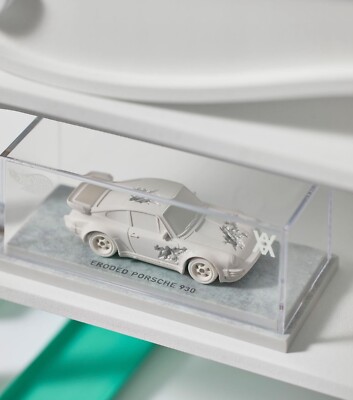 自動車 Daniel Arsham hot wheels Eroded Case Hot Wheels x Daniel Arsham Eroded Porsche 930 and Rally Case And