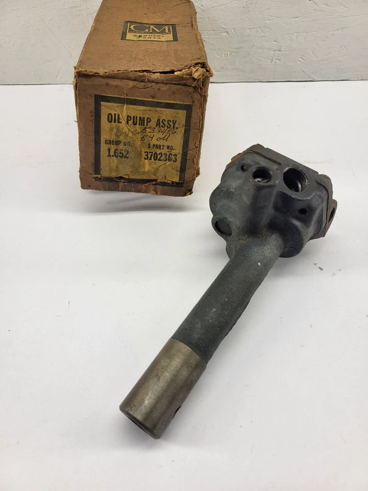 NOS 1953 1955 Chevrolet Corvette Belair Pickup 235 Six Cylinder Oil Pump 3702363 - Image 2 of 4